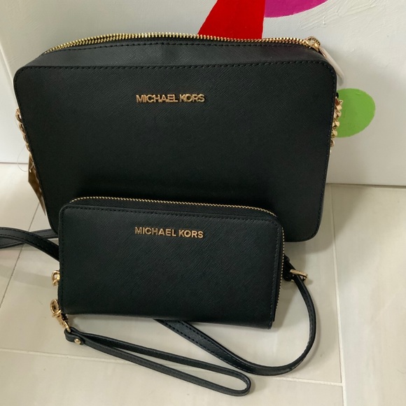 mk jet set crossbody